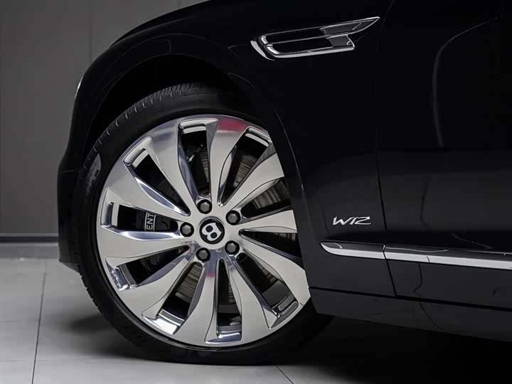 Фото 6 - Bentley Flying Spur