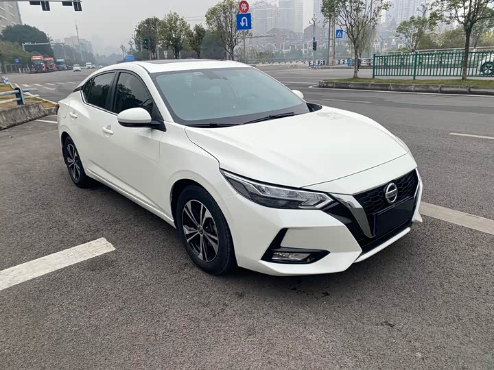 Фото 3 - Nissan Sylphy