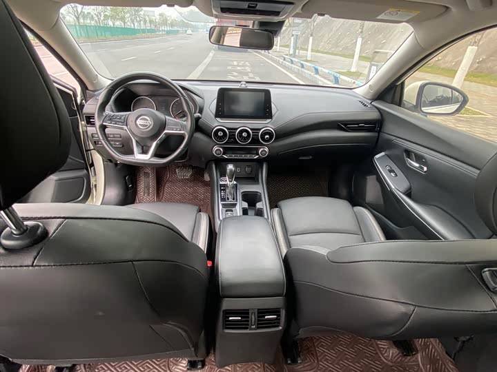 Фото 5 - Nissan Sylphy