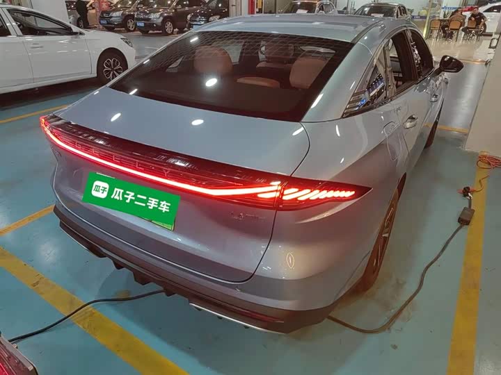 Фото 7 - Geely Galaxy L6