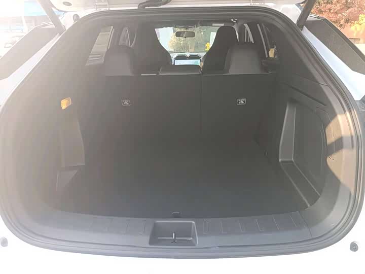 Фото 8 - Dongfeng Aeolus L7