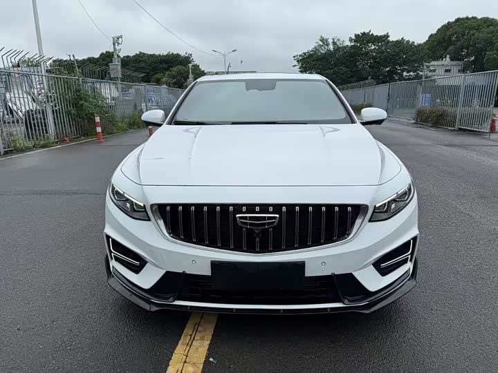 Фото 2 - Geely Preface