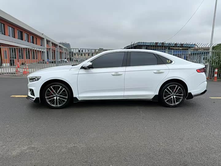 Фото 6 - Geely Preface