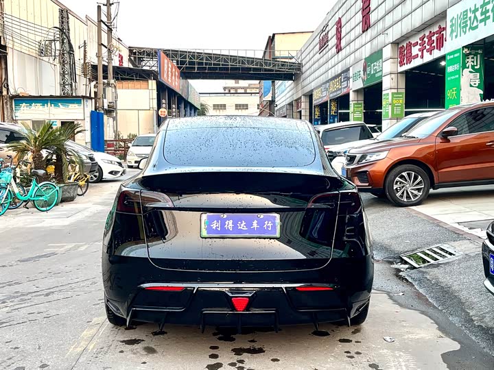 Фото 5 - Tesla Model Y