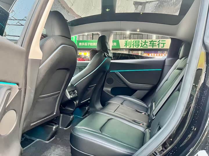 Фото 7 - Tesla Model Y