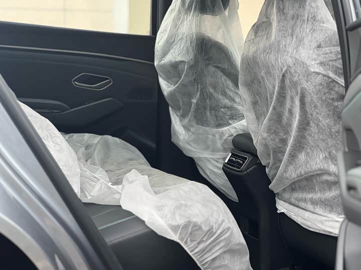 Фото 7 - BYD Qin L