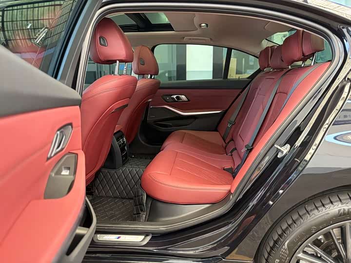 Фото 9 - BMW 3 Series