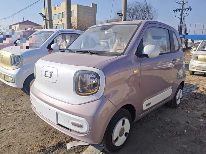 Фото 1 - Bestune Pony