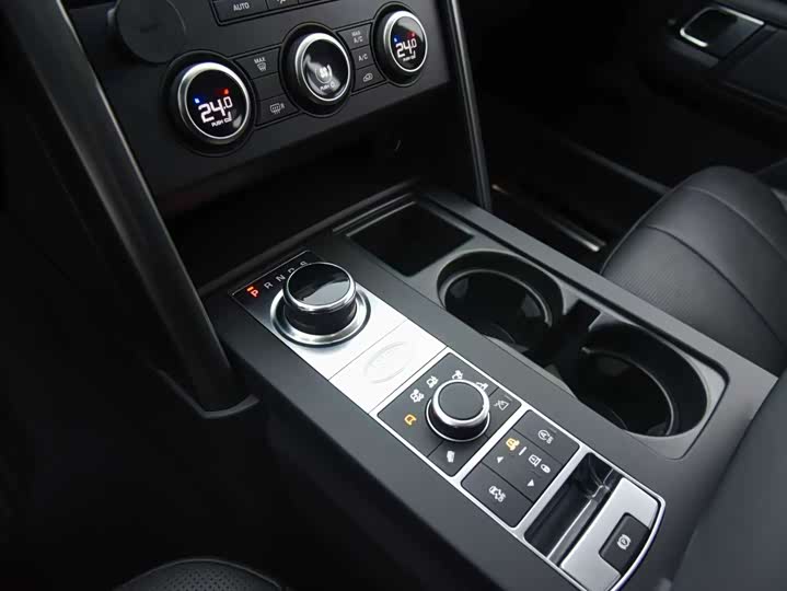 Фото 9 - Land Rover Discovery