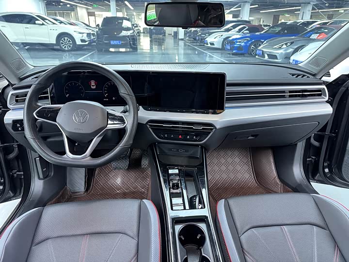 Фото 6 - Volkswagen Lamando L