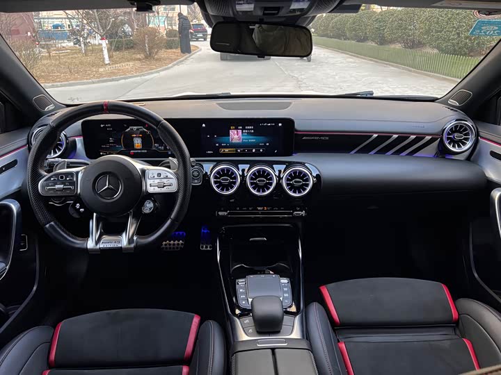 Фото 5 - Mercedes-Benz A-Class AMG