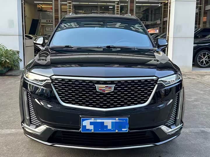 Фото 2 - Cadillac XT6