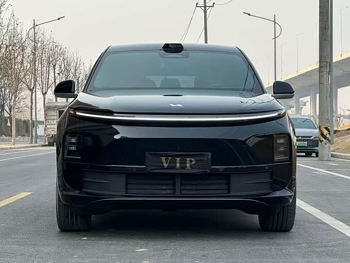 Фото 2 - LiXiang L6