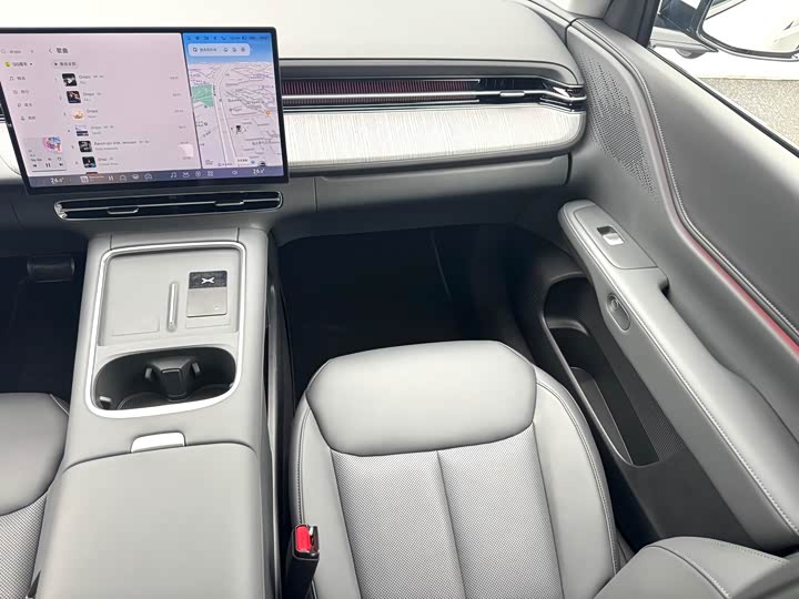 Фото 8 - XPeng G6