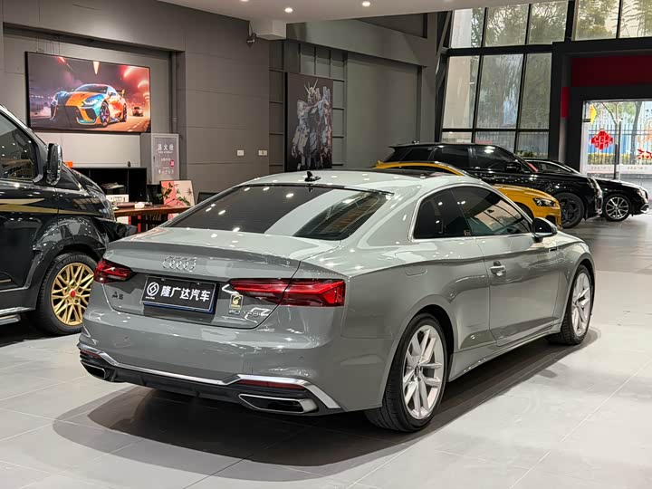 Фото 3 - Audi A5