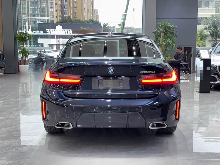 Фото 8 - BMW 3 Series