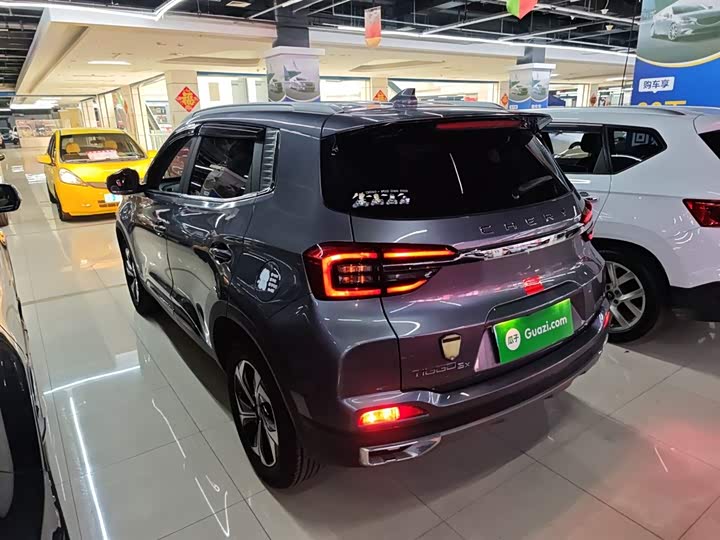 Фото 5 - Chery Tiggo 5x