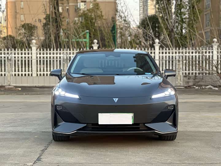 Фото 2 - Changan Deepal SL03