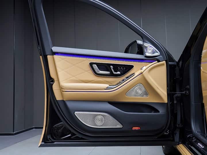 Фото 6 - Mercedes-Benz Maybach S-Class