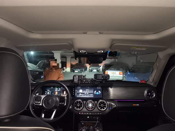 Фото 9 - Tank 300