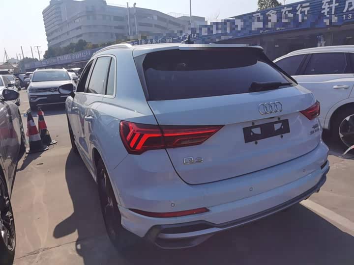 Фото 5 - Audi Q3