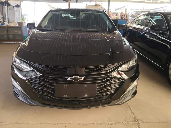 Фото 2 - Chevrolet Malibu XL