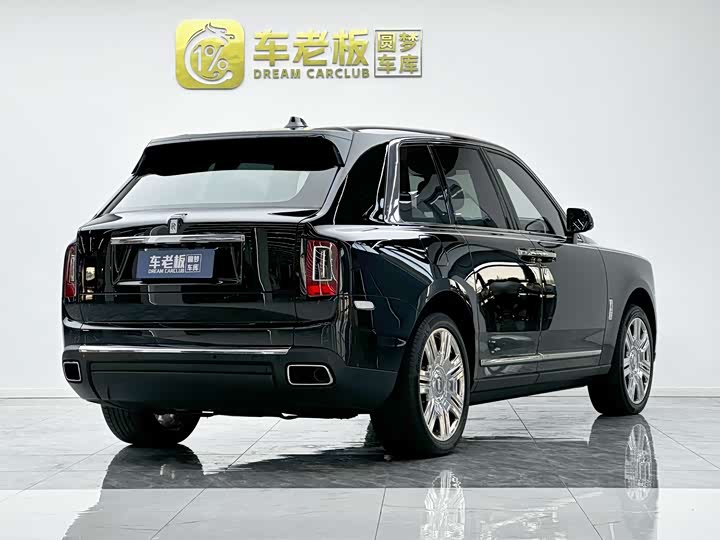 Фото 4 - Rolls-Royce Cullinan