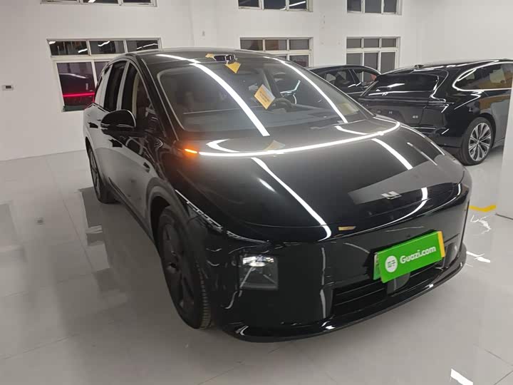 Фото 4 - LiXiang i8