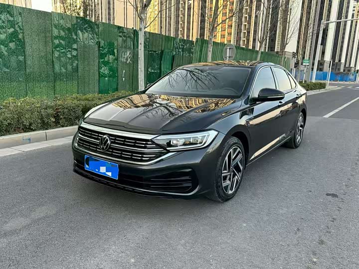 Фото 1 - Volkswagen Sagitar L