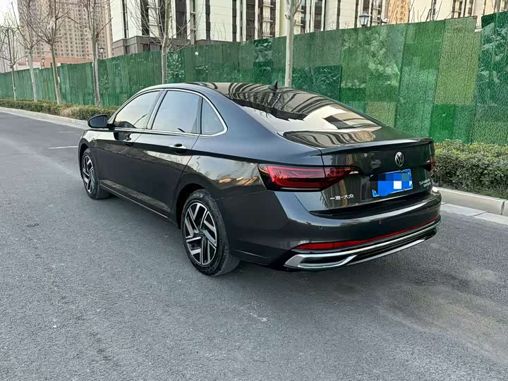 Фото 9 - Volkswagen Sagitar L