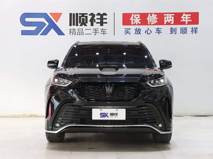 Фото 2 - Toyota Crown Kluger