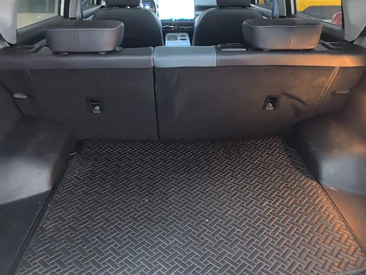 Фото 4 - GAC Aion Y