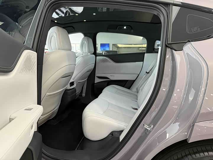 Фото 8 - XPeng G6