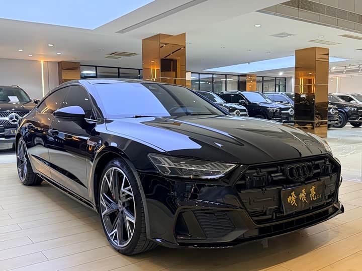 Фото 3 - Audi A7L