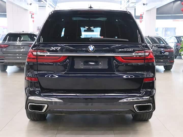 Фото 4 - BMW X7
