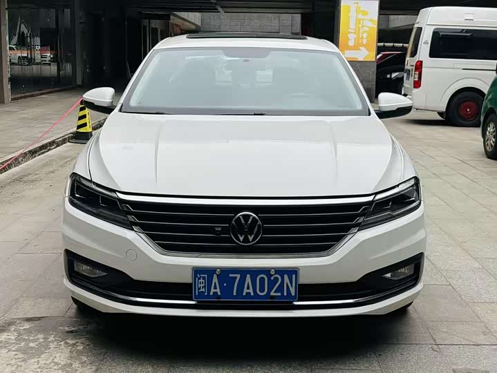 Фото 2 - Volkswagen Lavida