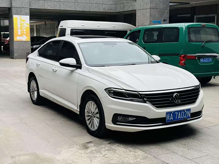 Фото 3 - Volkswagen Lavida