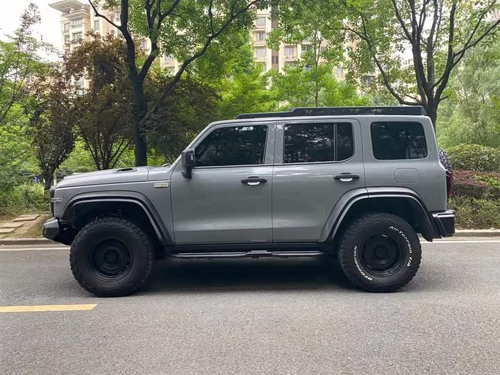 Фото 5 - Tank 300