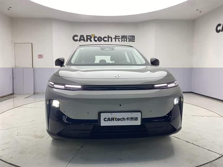 Фото 3 - Leapmotor B10