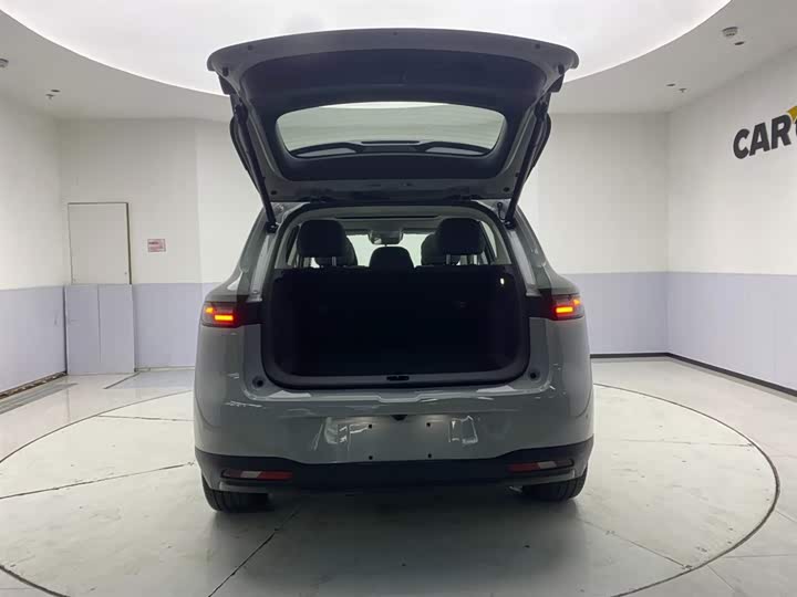 Фото 8 - Leapmotor B10