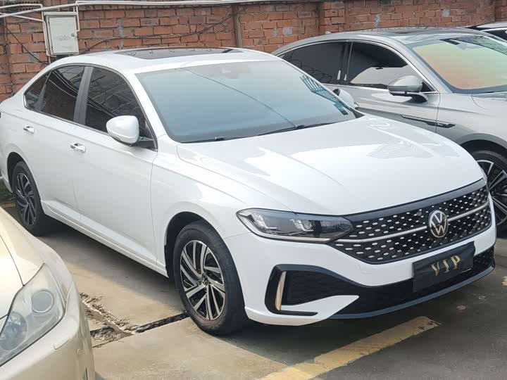 Фото 3 - Volkswagen Lavida