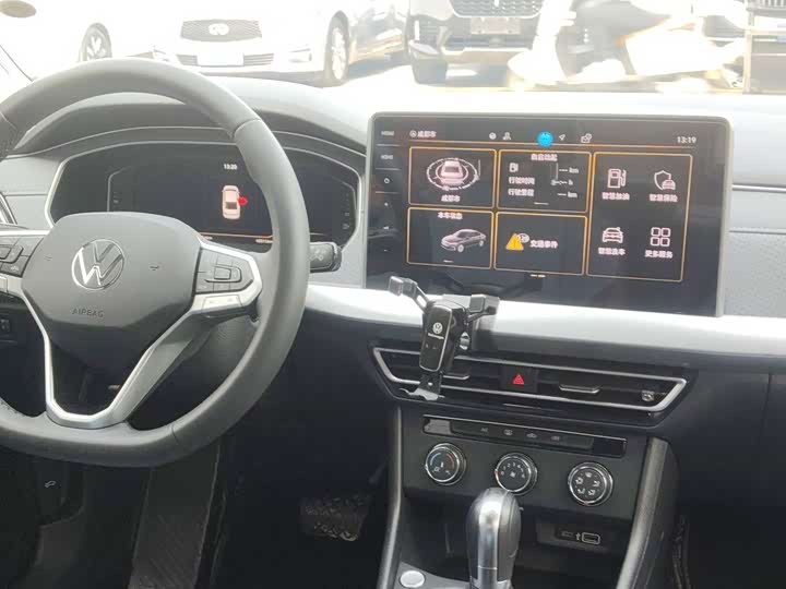 Фото 5 - Volkswagen Lavida