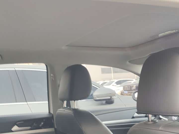 Фото 8 - Volkswagen Lavida