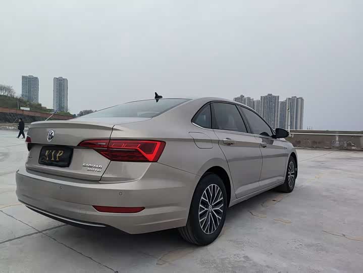 Фото 5 - Volkswagen Sagitar L