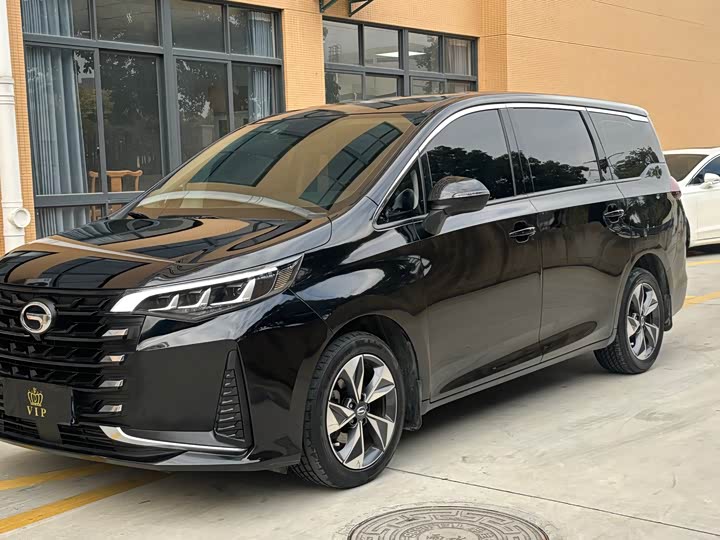 Фото 1 - GAC Trumpchi M6