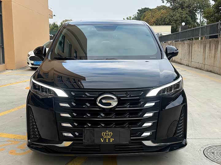 Фото 2 - GAC Trumpchi M6