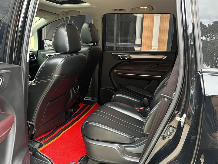 Фото 5 - GAC Trumpchi M6