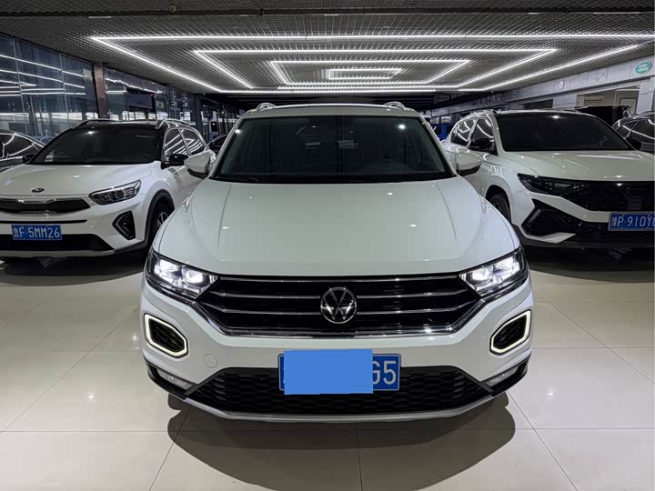 Фото 2 - Volkswagen T-Roc