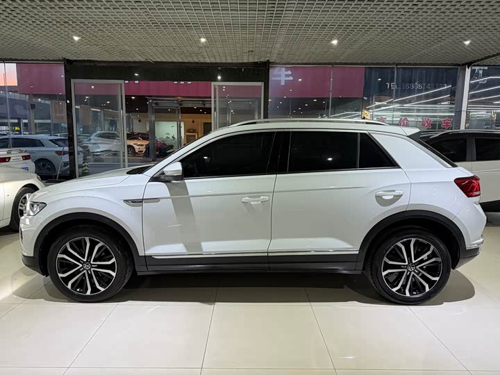 Фото 6 - Volkswagen T-Roc