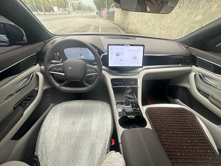 Фото 8 - BYD Song Plus Hybrid/EV